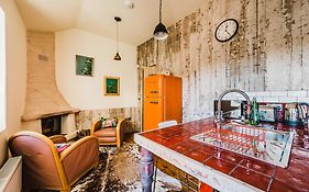 Lower Barns Guest House